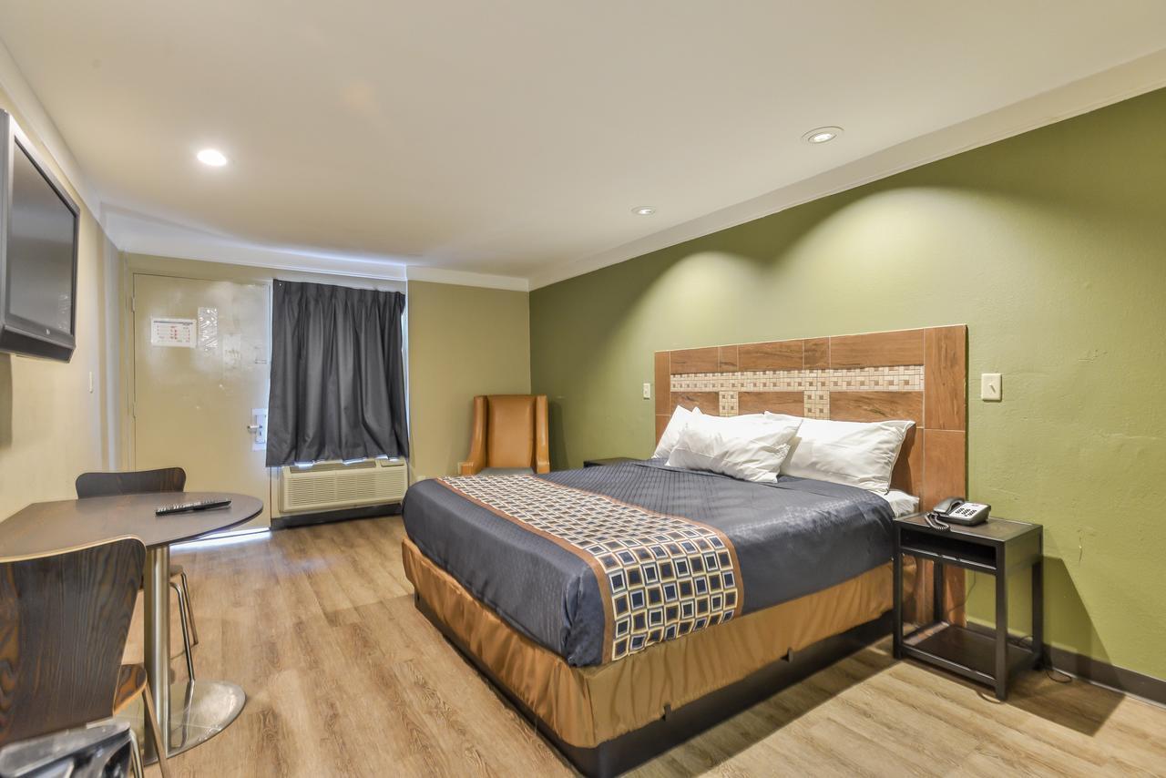Budgetel Inn And Suites Raleigh Exterior foto